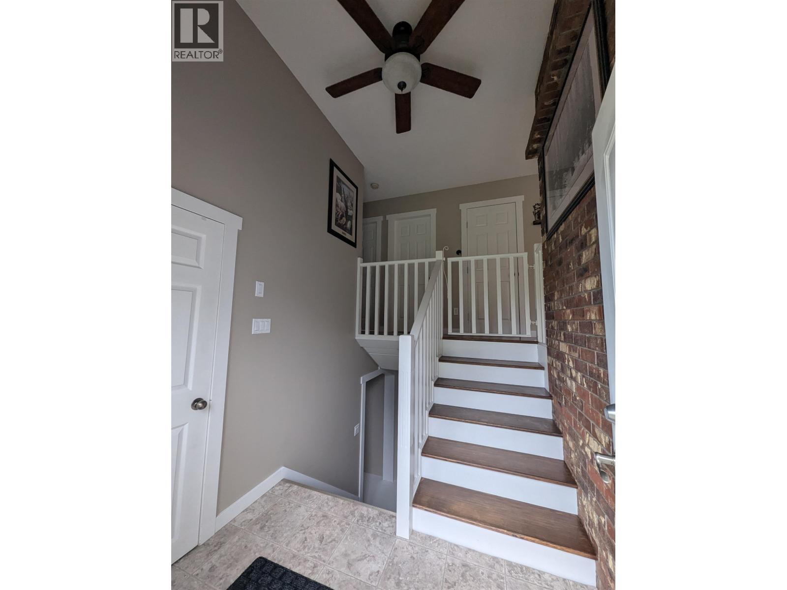 5665 Horse Lake Road, 100 Mile House, BC - Photo Showing Other Room