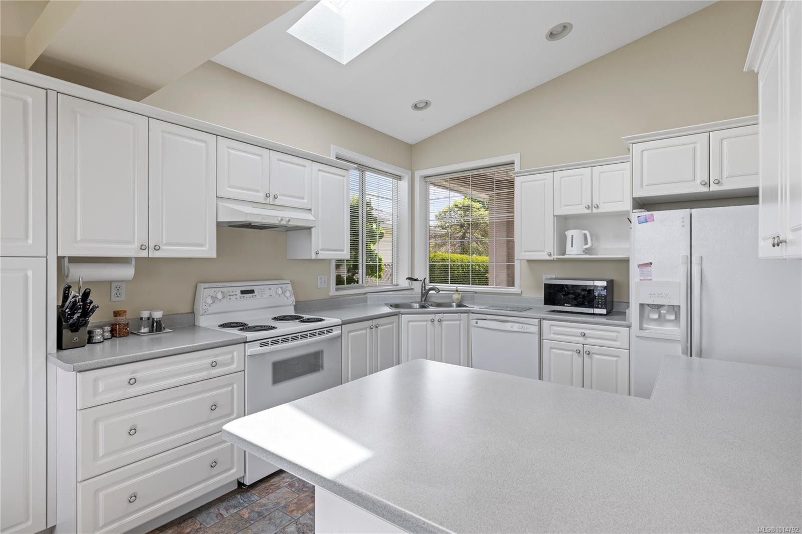 6339 Savary St, Nanaimo, BC