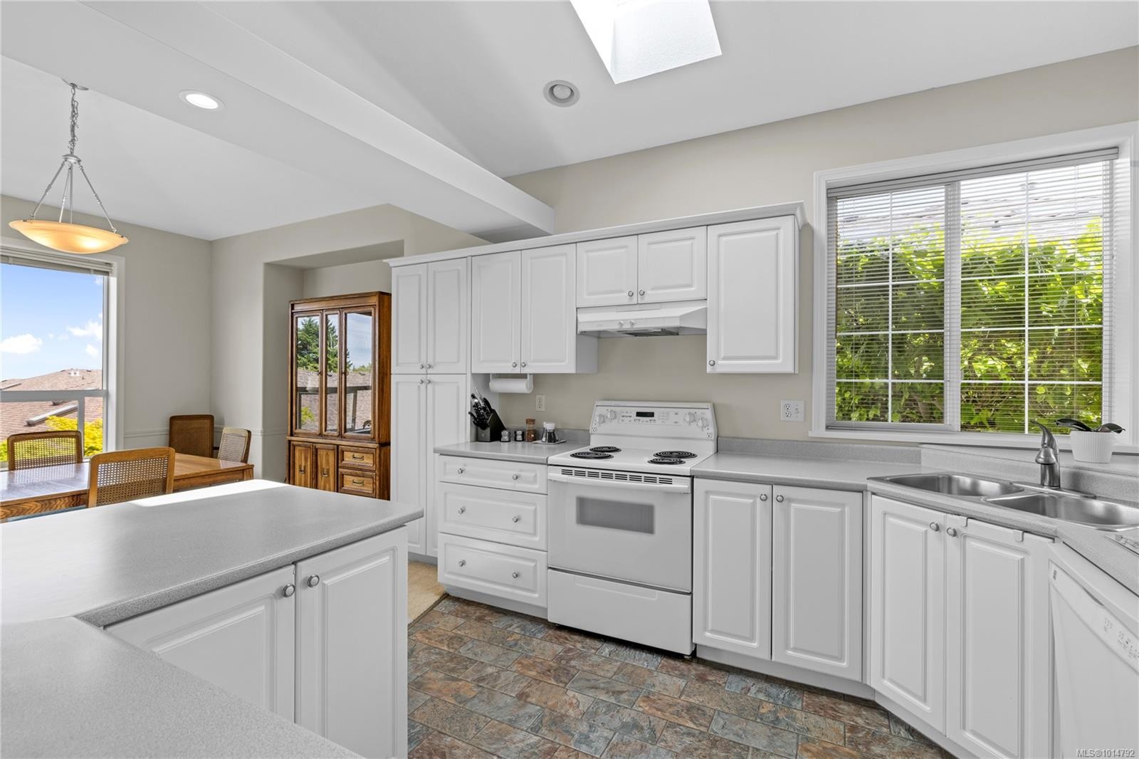 6339 Savary St, Nanaimo, BC