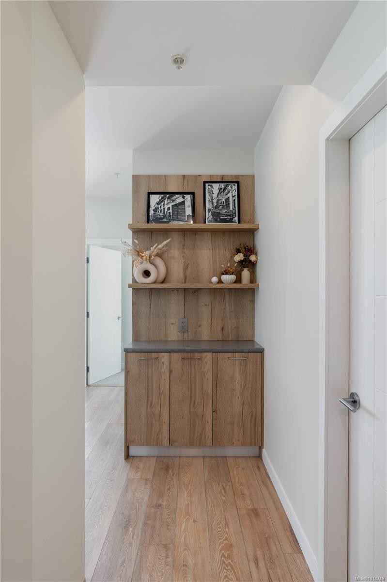 202-1588 North Dairy Rd, Saanich, BC - Indoor Photo Showing Other Room