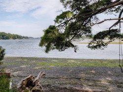 2-1956 Glenidle Rd Sooke, BC V9Z 0B2