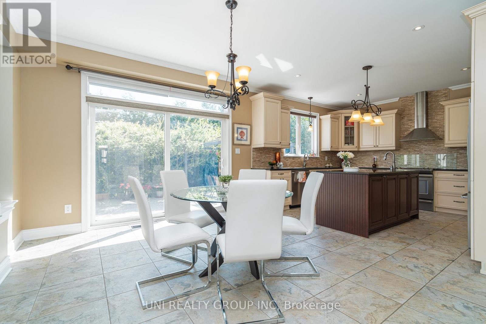 454 Cavesson Street, Ottawa, ON - Indoor