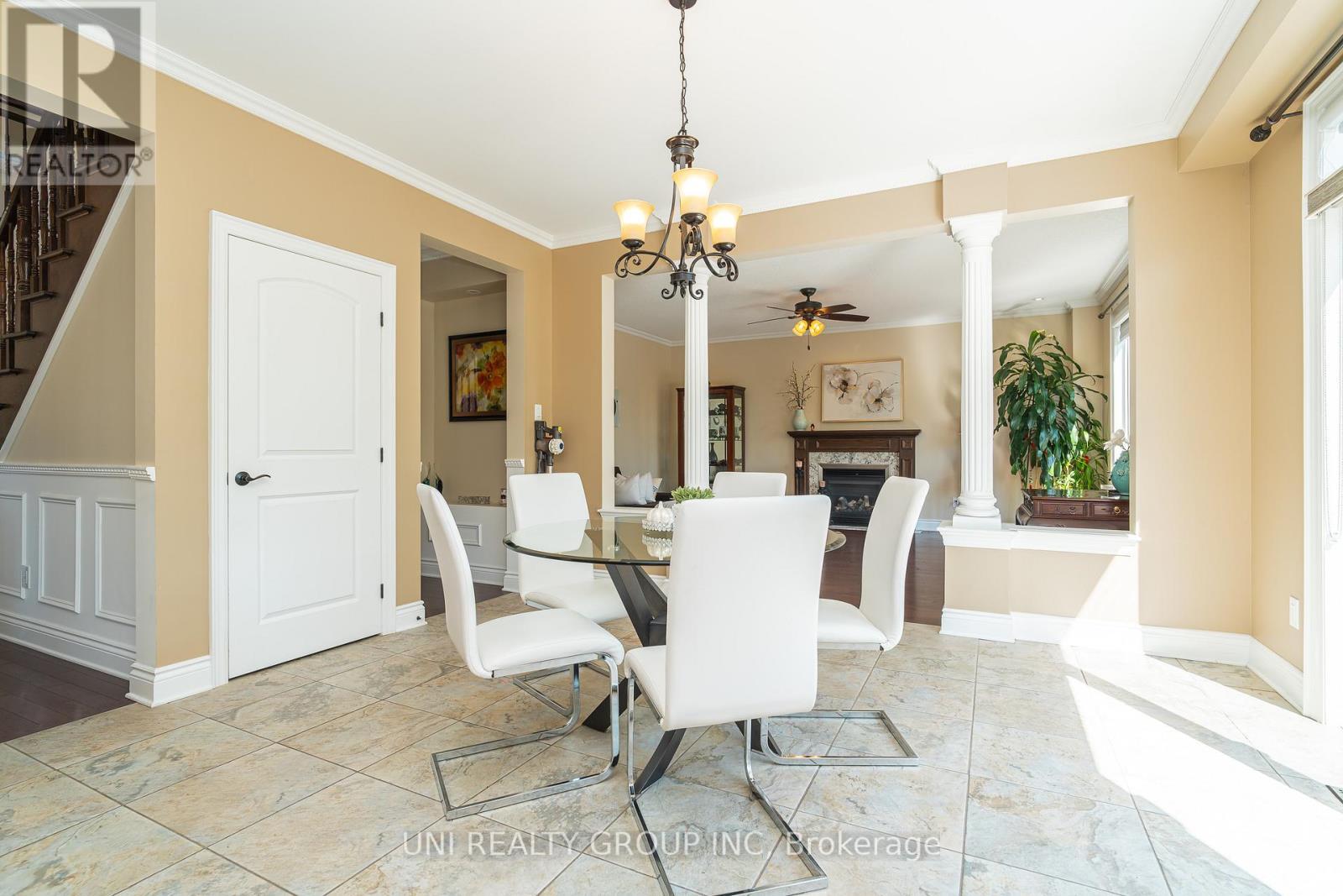 454 Cavesson Street, Ottawa, ON - Indoor Photo Showing Dining Room