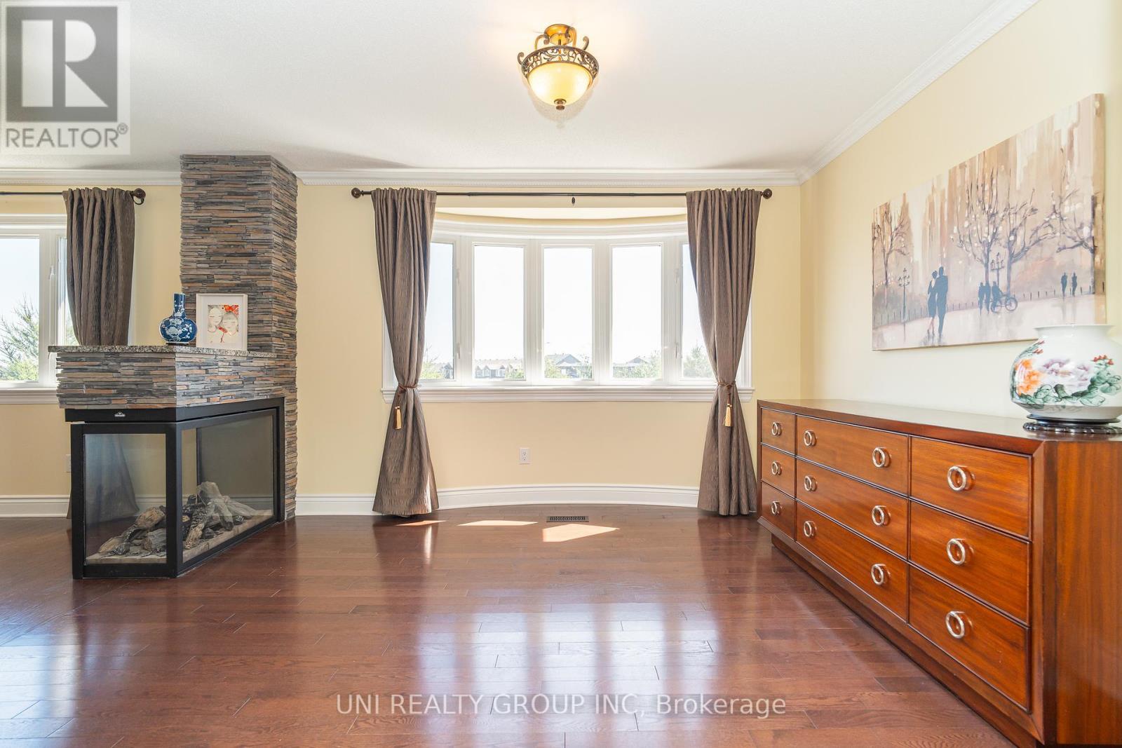 454 Cavesson Street, Ottawa, ON - Indoor With Fireplace