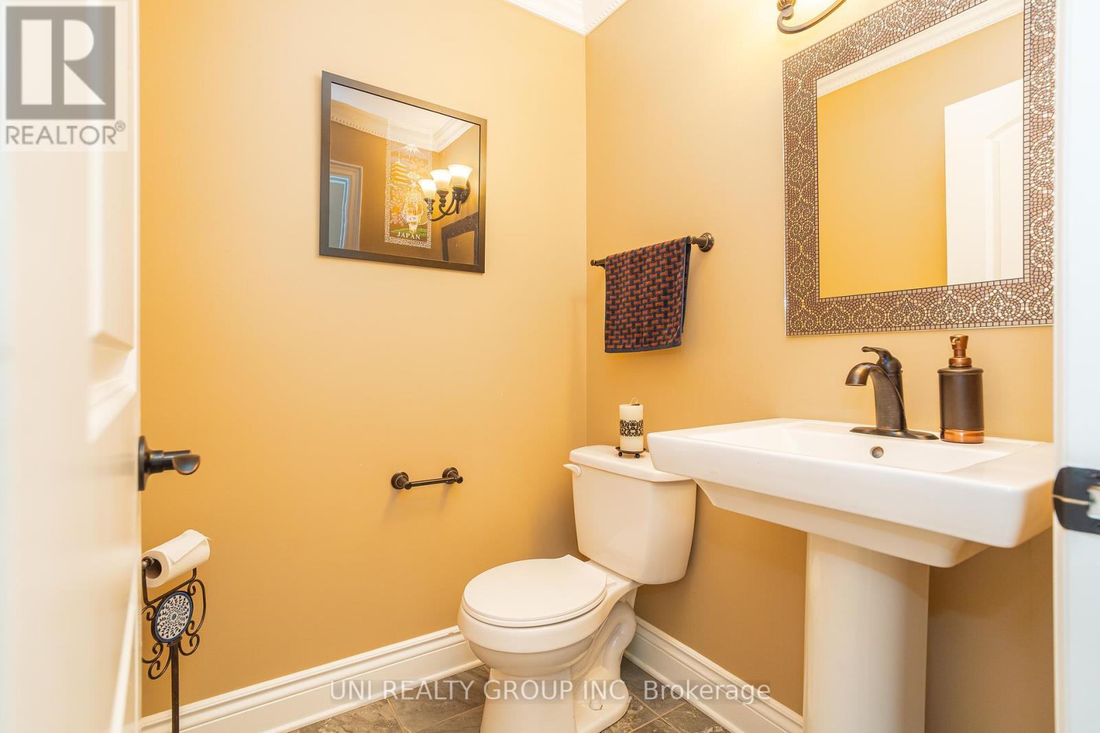 454 Cavesson Street, Ottawa, ON - Indoor Photo Showing Bathroom