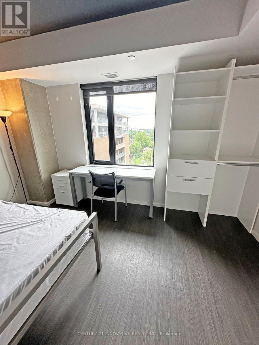 1517 - 105 Champagne Avenue S, Ottawa, ON - Indoor Photo Showing Bedroom