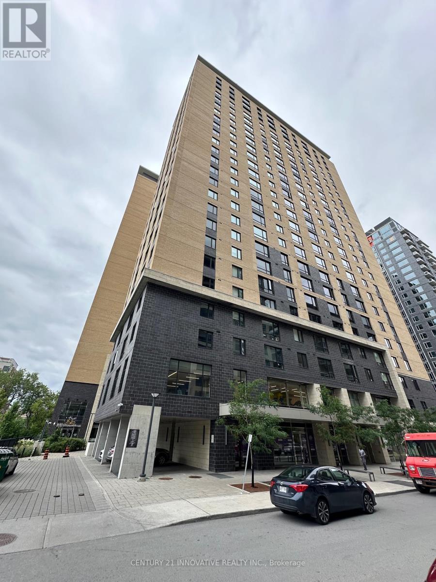 1517 - 105 Champagne Avenue S, Ottawa, ON - Outdoor With Facade