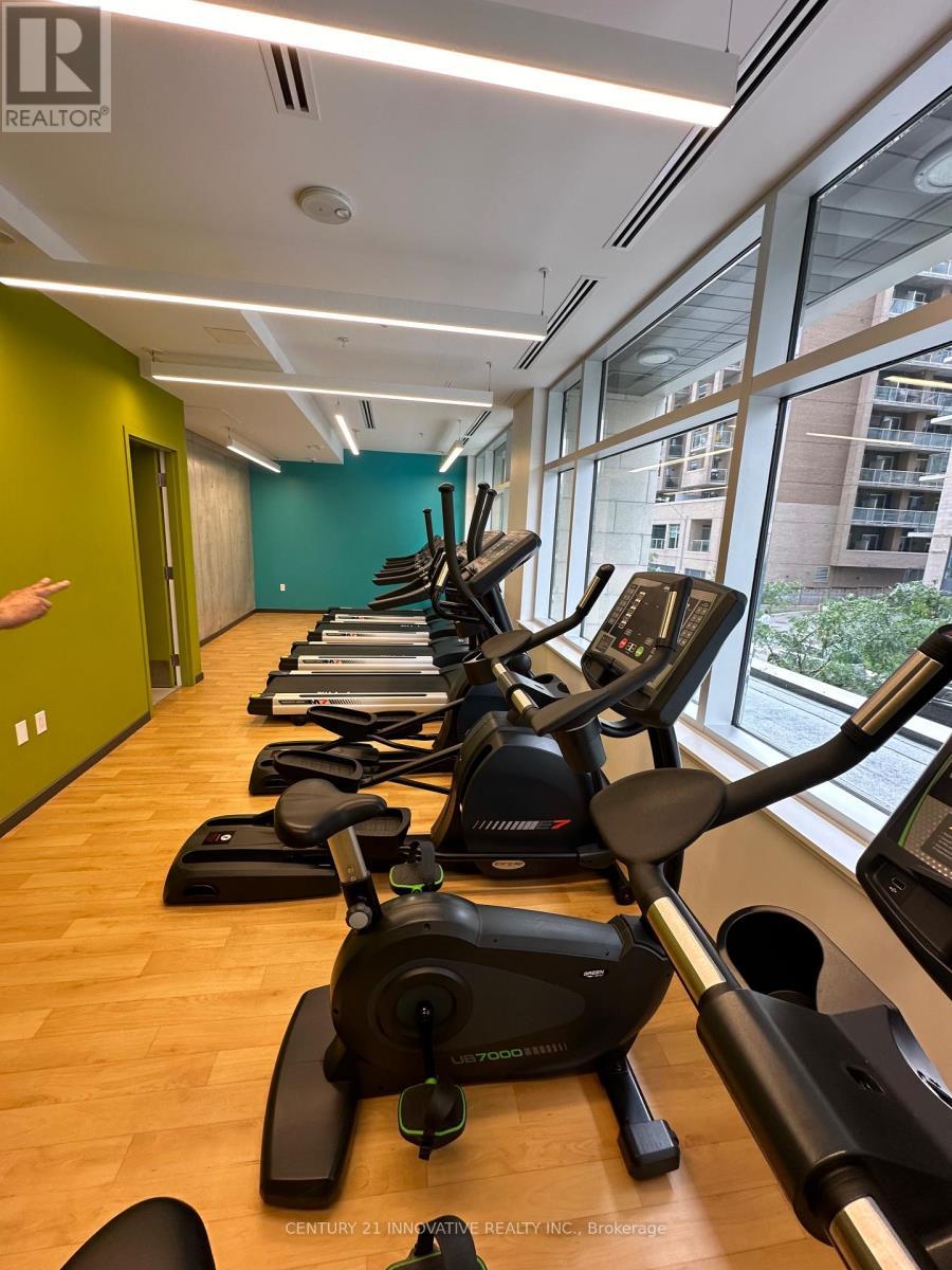 1517 - 105 Champagne Avenue S, Ottawa, ON - Indoor