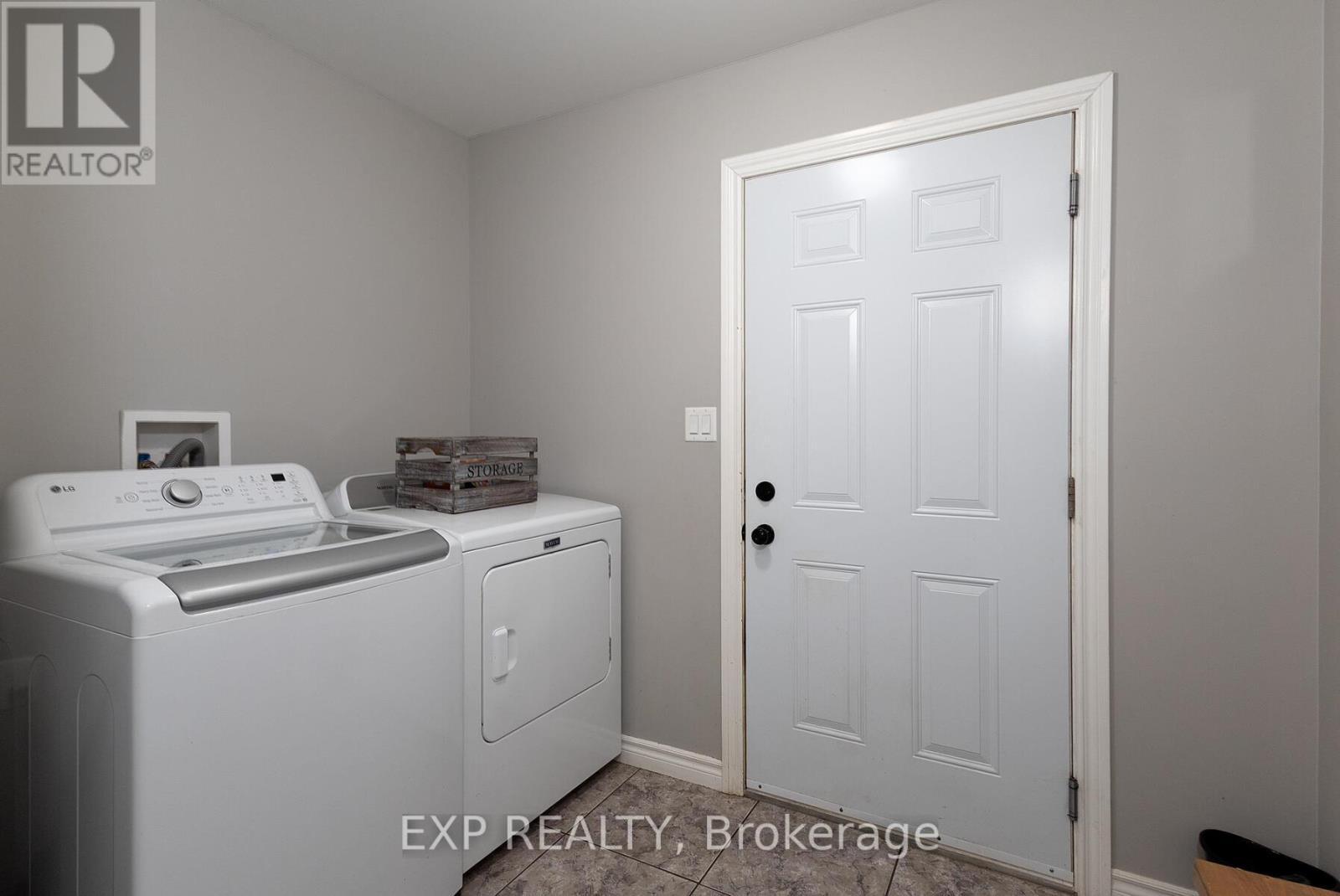 38 Fulton Street, Bayham (Vienna), ON - Indoor Photo Showing Laundry Room