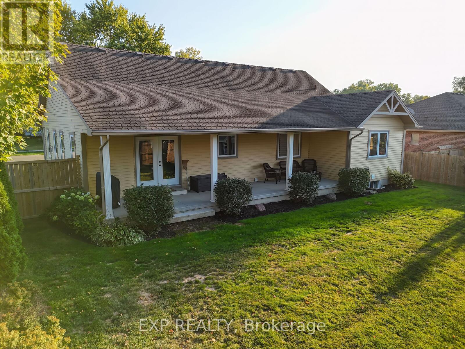 38 Fulton Street, Bayham (Vienna), ON - Outdoor With Deck Patio Veranda