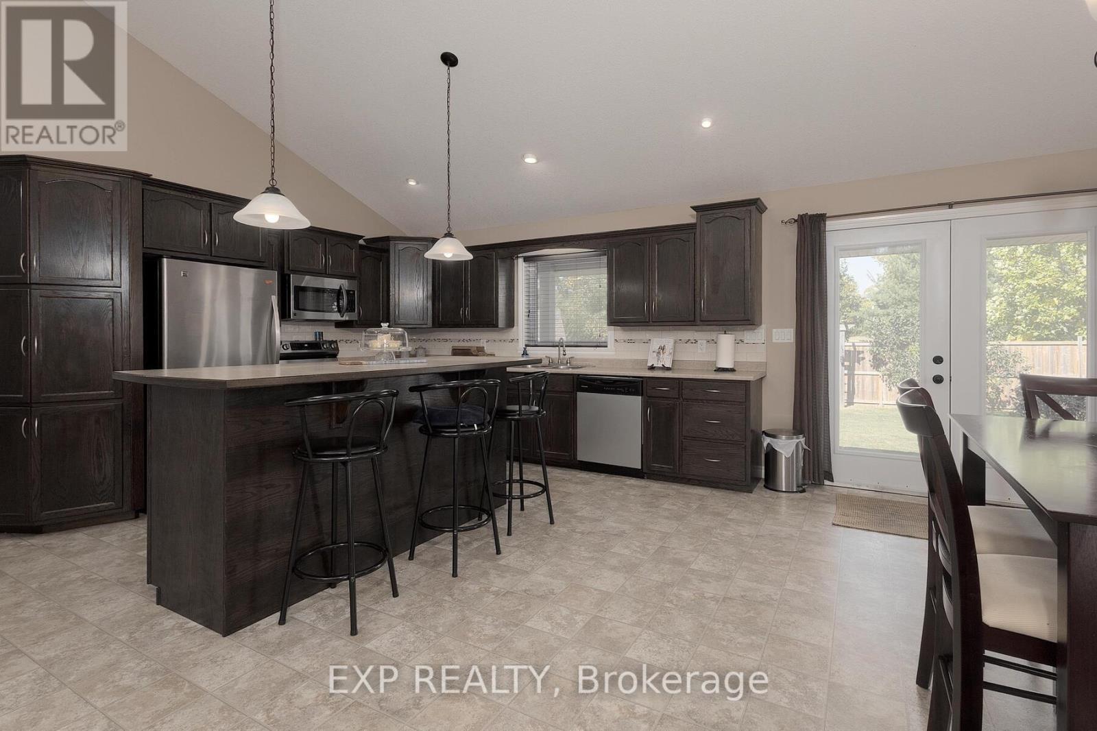 38 Fulton Street, Bayham (Vienna), ON - Indoor