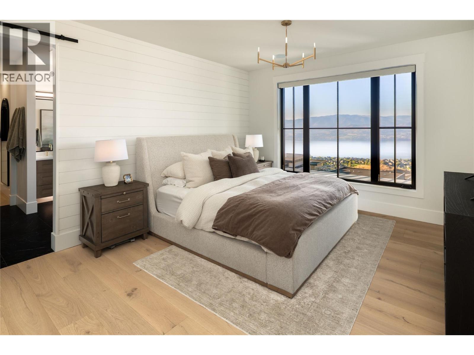 5635 Upper Mission Court, Kelowna, BC - Indoor Photo Showing Bedroom