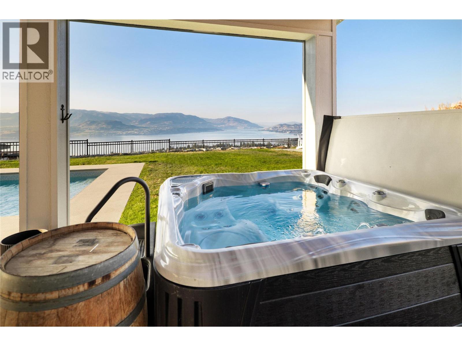 5635 Upper Mission Court, Kelowna, BC -