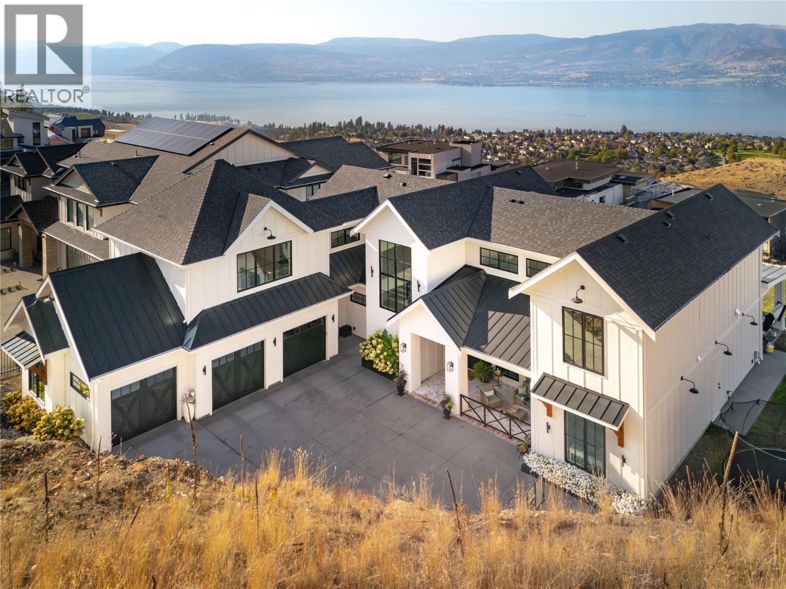 5635 Upper Mission Court, Kelowna, BC - Outdoor With Body Of Water With View