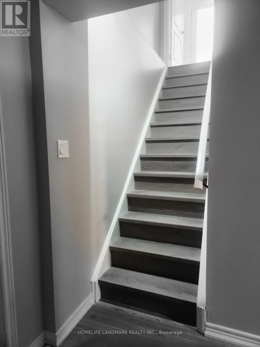 282 Forest Run Boulevard, Vaughan, ON - Indoor Photo Showing Other Room