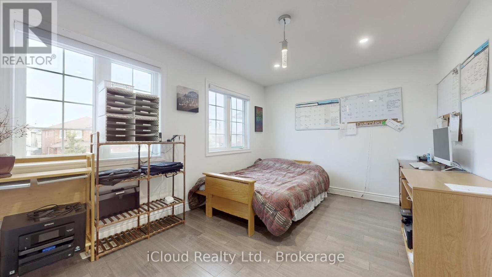 62 Heritage Street, Bradford West Gwillimbury, ON - Indoor Photo Showing Bedroom