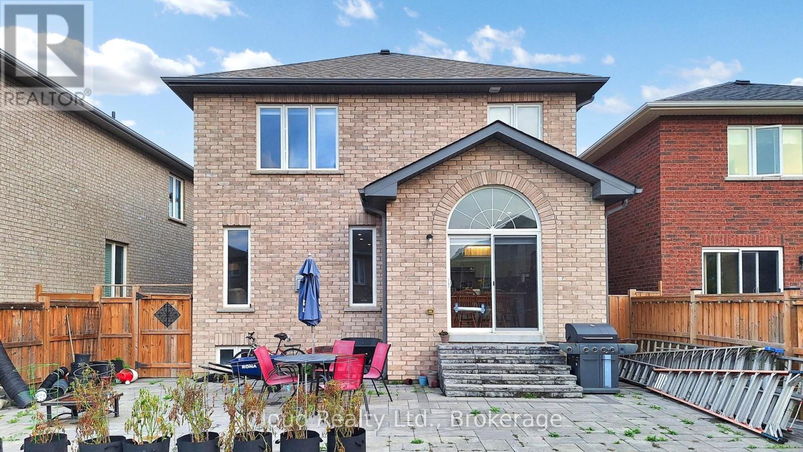62 Heritage Street, Bradford West Gwillimbury, ON - Outdoor With Exterior