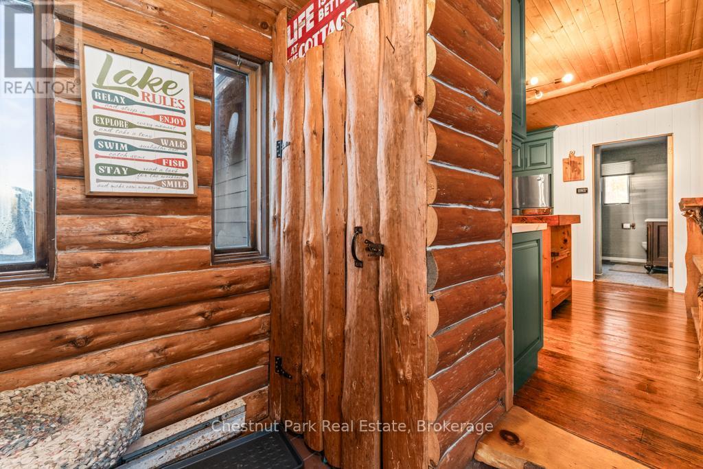 893 Relative Road, Armour, ON - Indoor