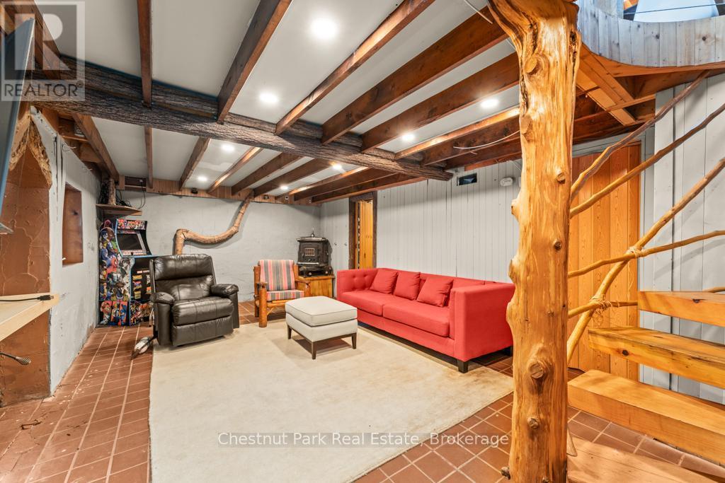 893 Relative Road, Armour, ON - Indoor Photo Showing Basement