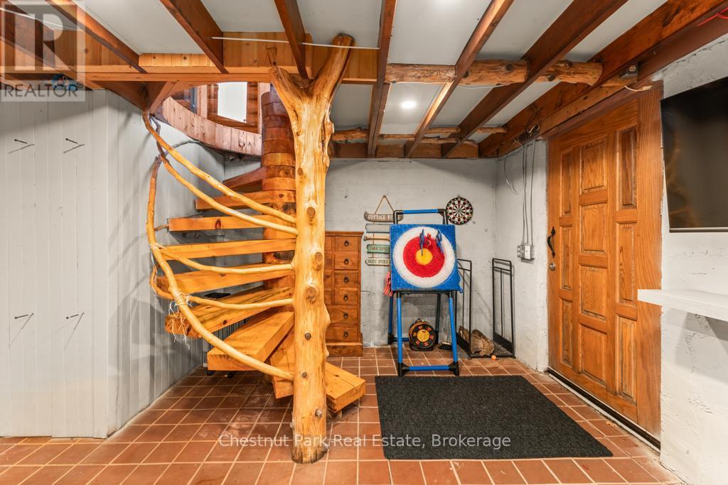 893 Relative Road, Armour, ON - Indoor