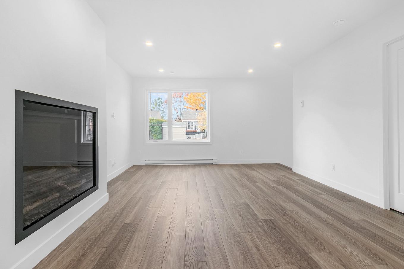 Living room - Rue Du Havre, Lévis (Les Chutes-De-La-Chaudière-Ouest), QC - Indoor Photo Showing Other Room