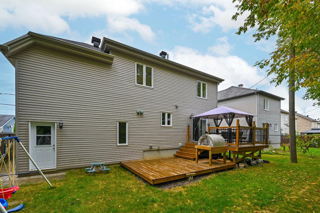 Cour - 51 Rue Sicard, Laval (Auteuil), QC - Outdoor With Exterior