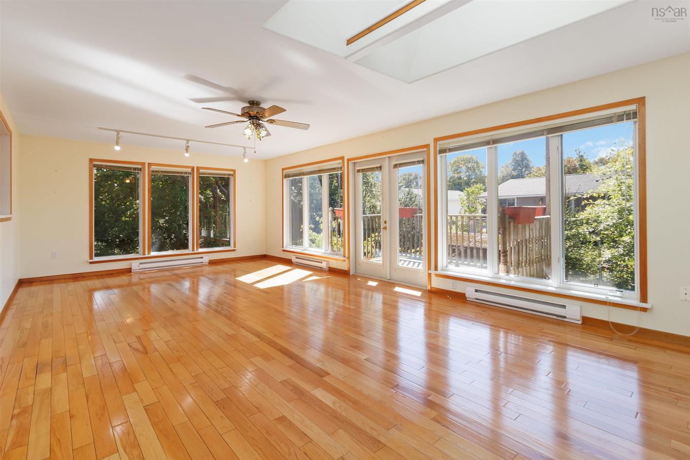 16 Bobolink Street, Halifax, NS