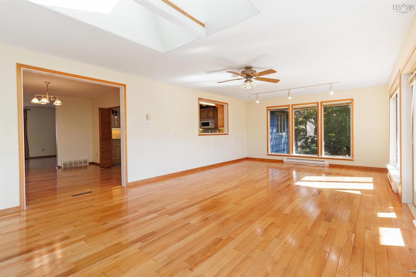 16 Bobolink Street, Halifax, NS