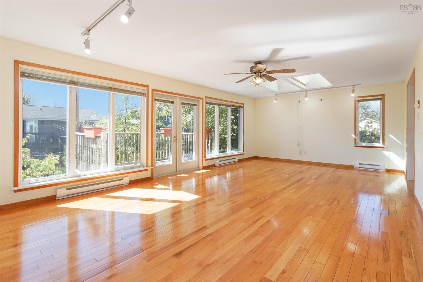 16 Bobolink Street, Halifax, NS