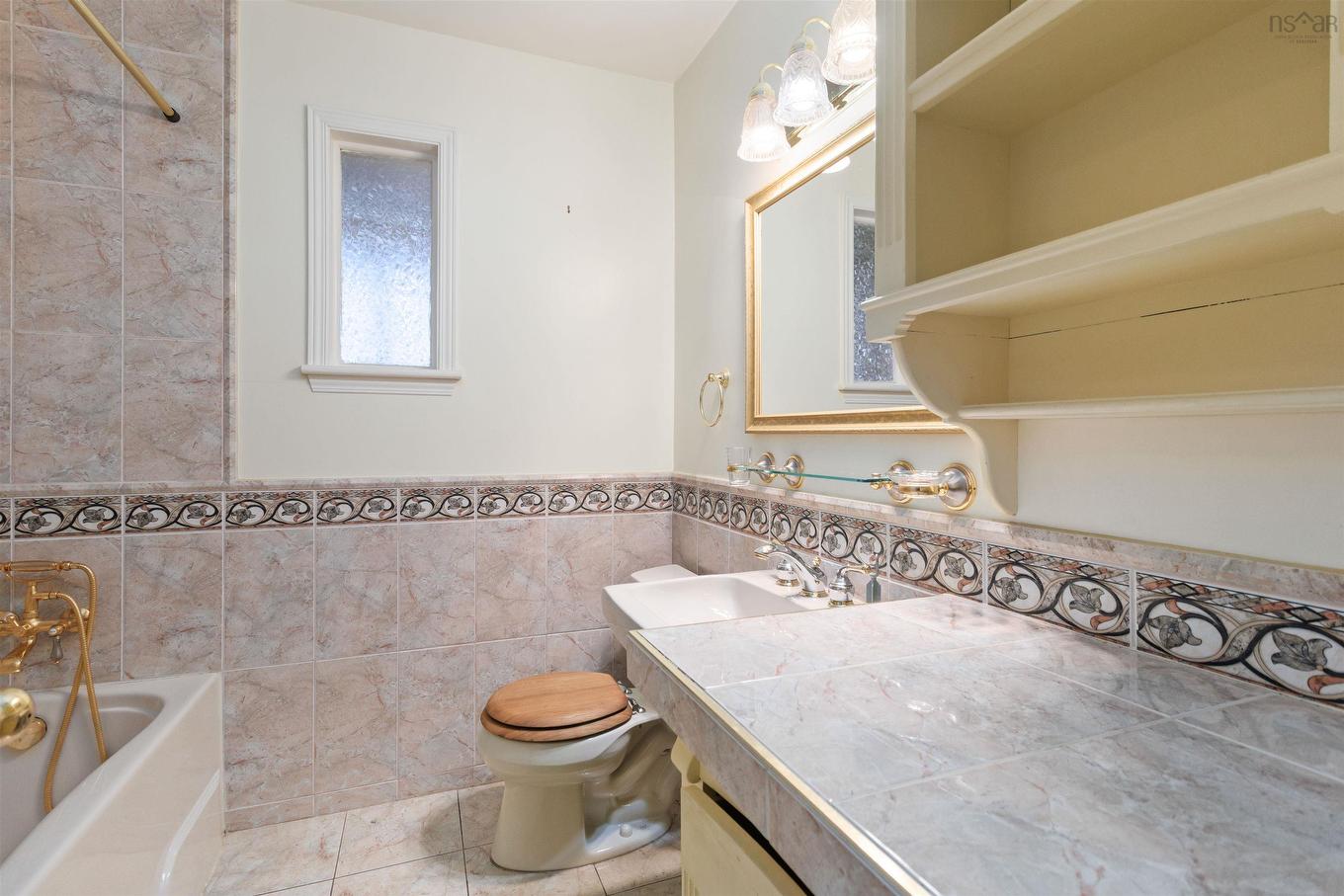 16 Bobolink Street, Halifax, NS