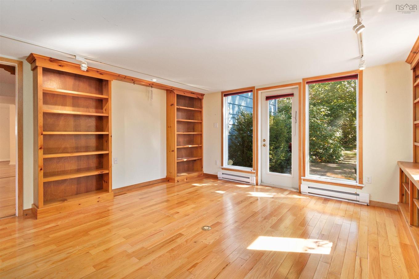 16 Bobolink Street, Halifax, NS