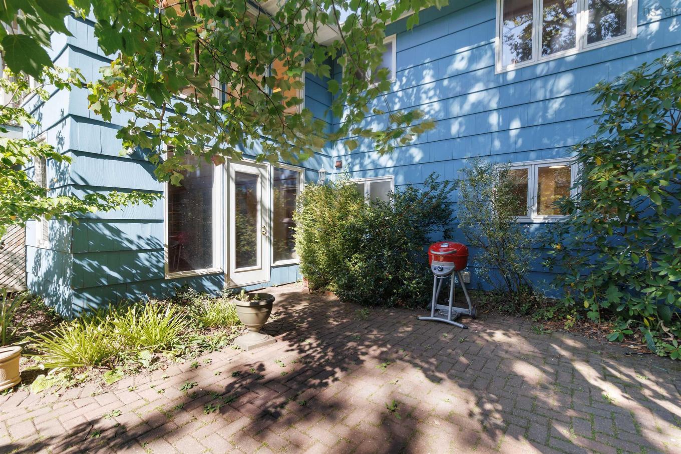 16 Bobolink Street, Halifax, NS