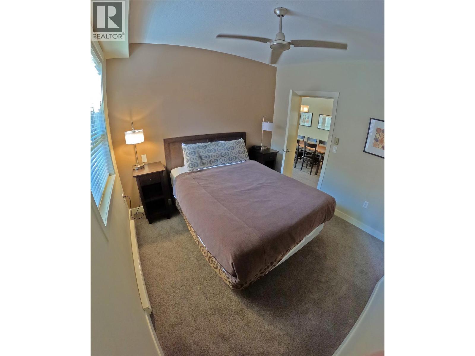 2049 Summit Drive Unit# 212A, Panorama, BC - Indoor Photo Showing Bedroom