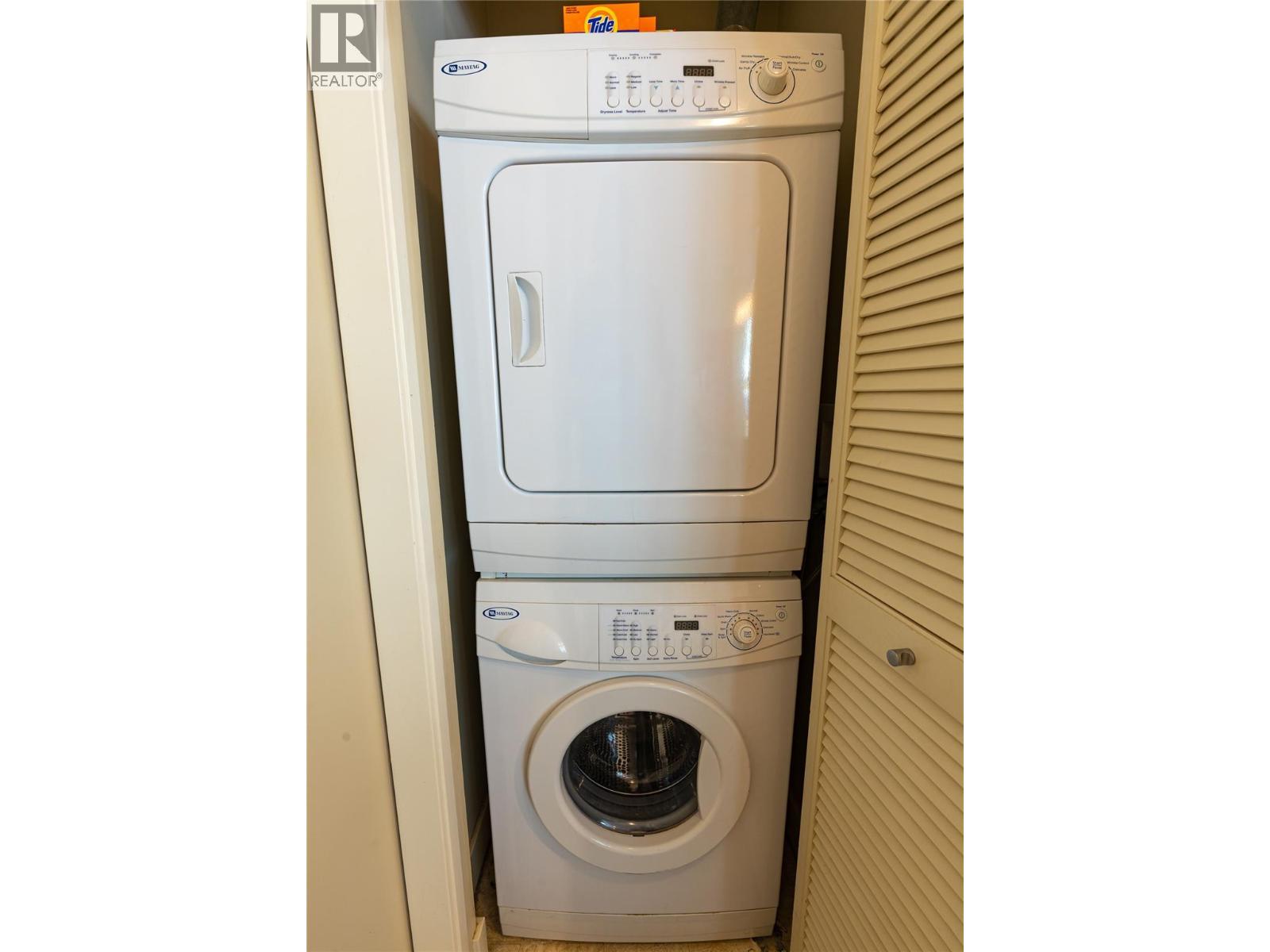 2049 Summit Drive Unit# 212A, Panorama, BC - Indoor Photo Showing Laundry Room