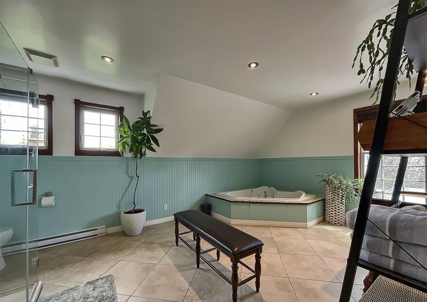 Bathroom - 600 Av. Des Colombes, Saint-Jérôme, QC - Indoor Photo Showing Other Room