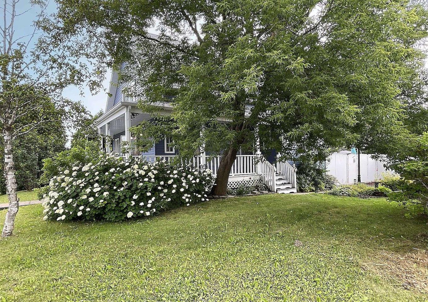 Frontage - 600 Av. Des Colombes, Saint-Jérôme, QC - Outdoor