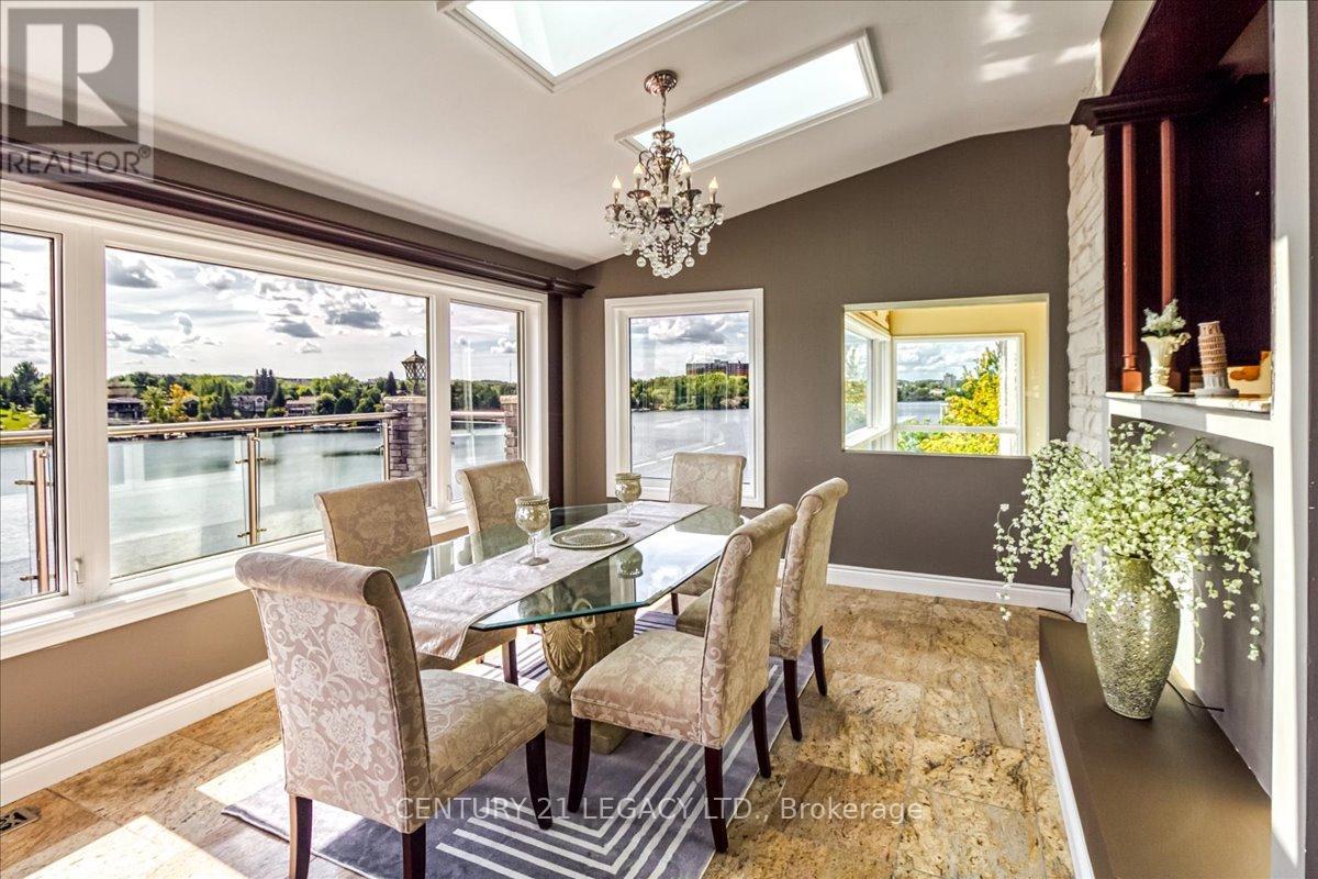 376 Maki Avenue, Greater Sudbury, ON - Indoor Photo Showing Dining Room