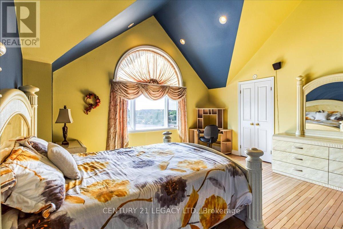 376 Maki Avenue, Greater Sudbury, ON - Indoor Photo Showing Bedroom