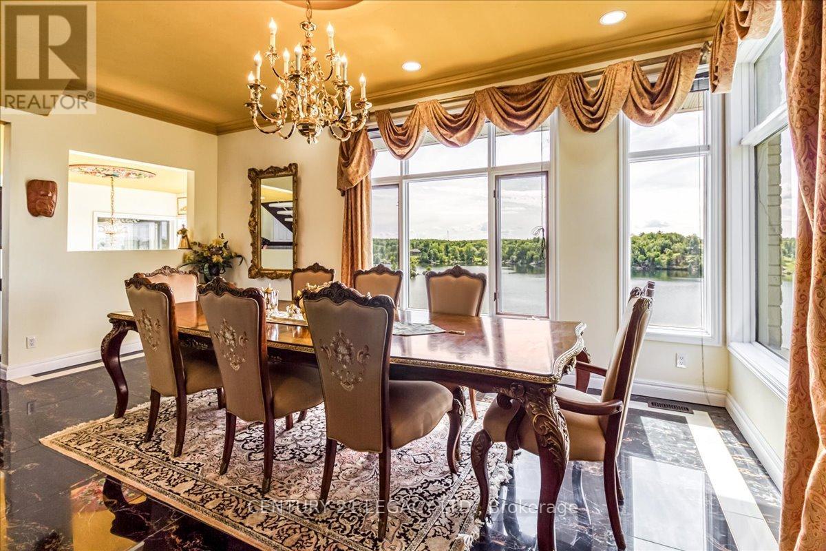 376 Maki Avenue, Greater Sudbury, ON - Indoor Photo Showing Dining Room