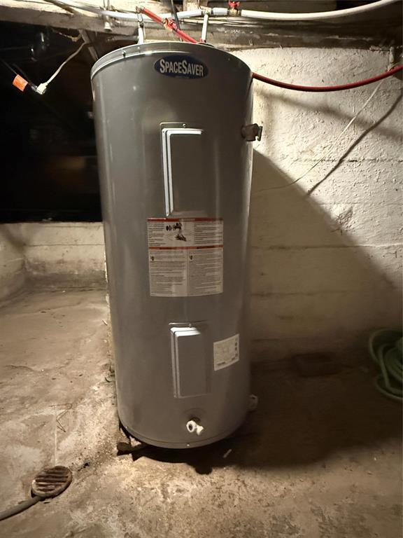 114 6Th Avenue S, Swan River, MB - Indoor Photo Showing Basement