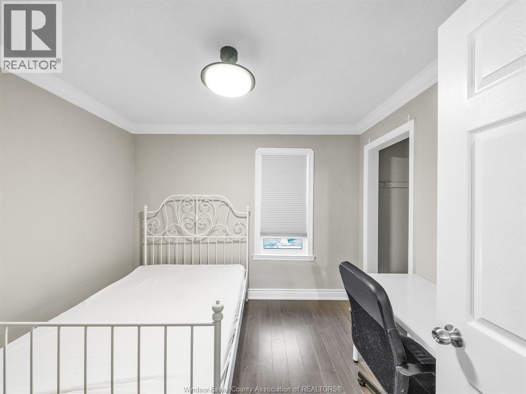 427 Indian, Windsor, ON - Indoor Photo Showing Bedroom