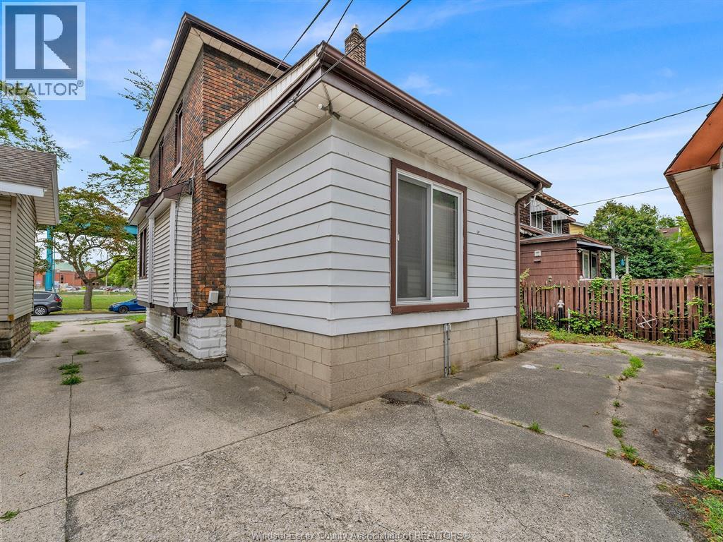 427 Indian, Windsor, ON - Outdoor With Exterior