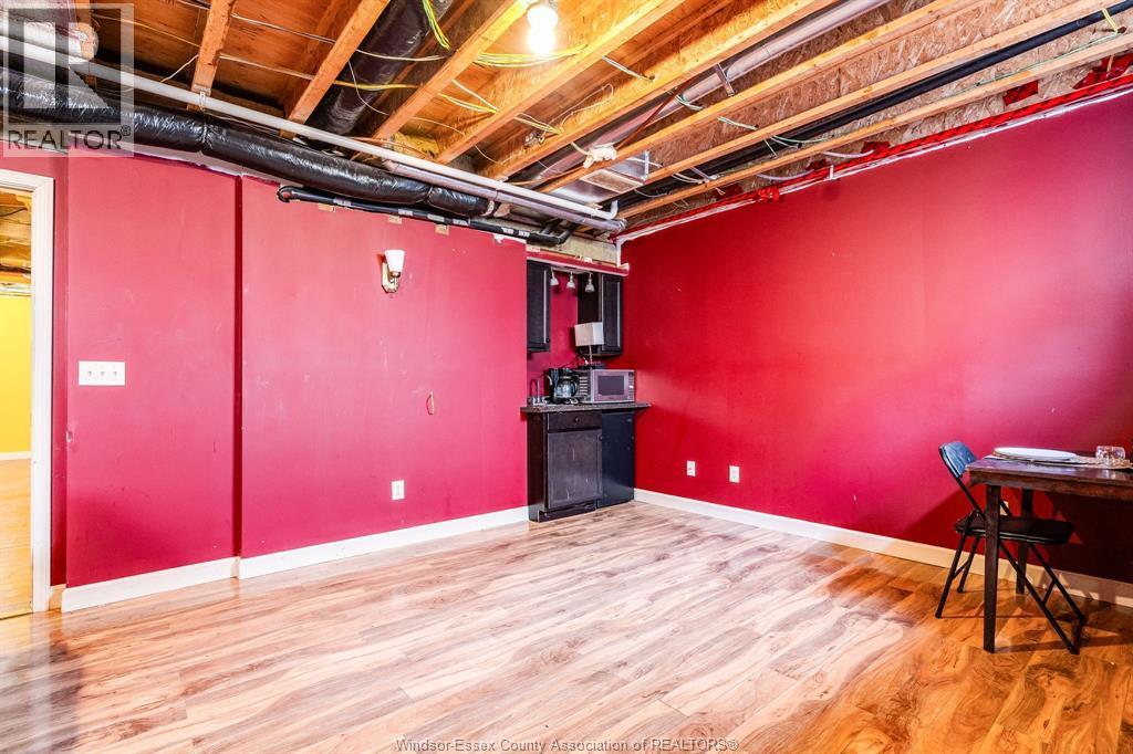 1833 St. Luke, Windsor, ON - Indoor