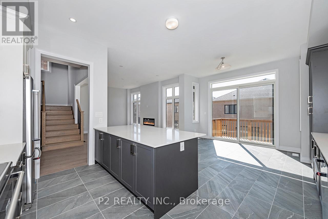 8 Wild Ginger Lane, Springwater, ON - Indoor Photo Showing Kitchen