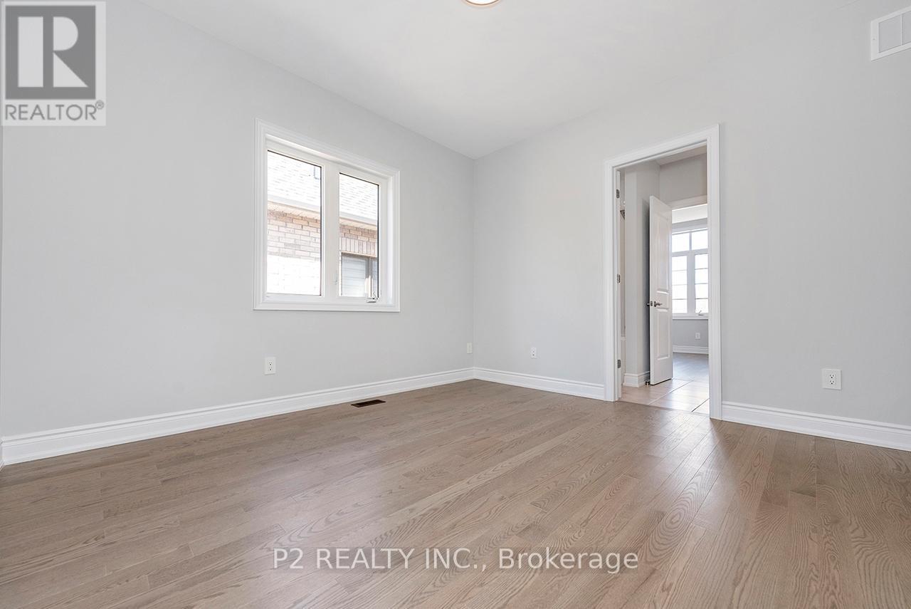 8 Wild Ginger Lane, Springwater, ON - Indoor Photo Showing Other Room