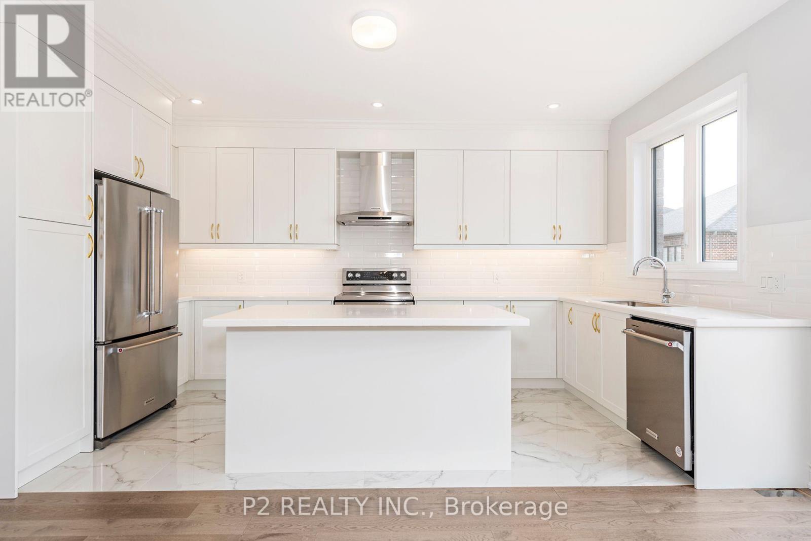 2 Wild Ginger Lane, Springwater, ON - Indoor Photo Showing Kitchen With Upgraded Kitchen