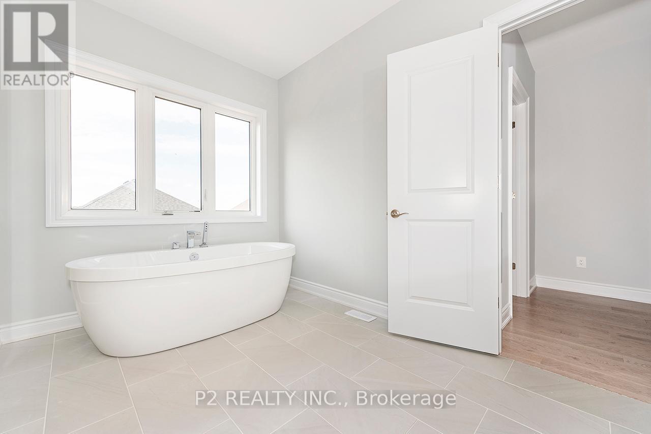 4 Wild Ginger Lane, Springwater, ON - Indoor Photo Showing Bathroom