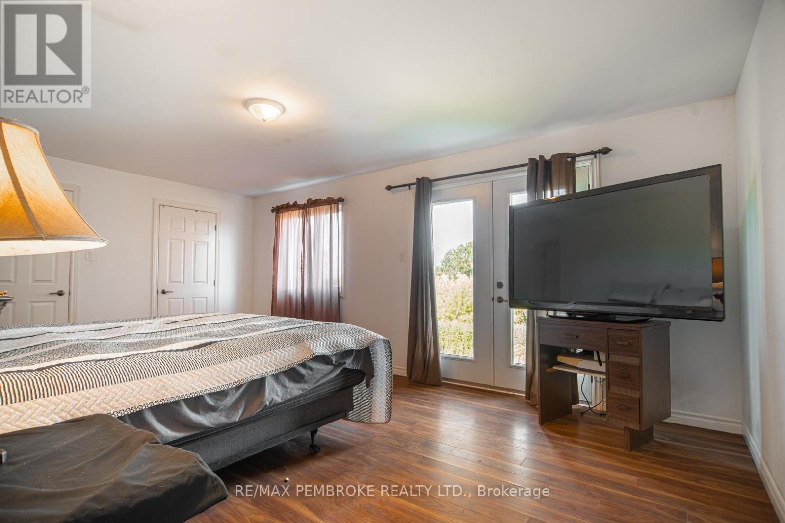 36752 41 Highway, North Algona Wilberforce, ON - Indoor Photo Showing Bedroom