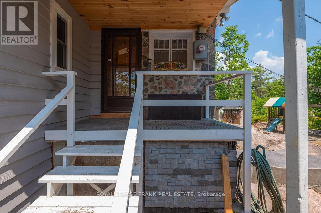 48 Fire Route 81, Trent Lakes, ON - Outdoor With Exterior