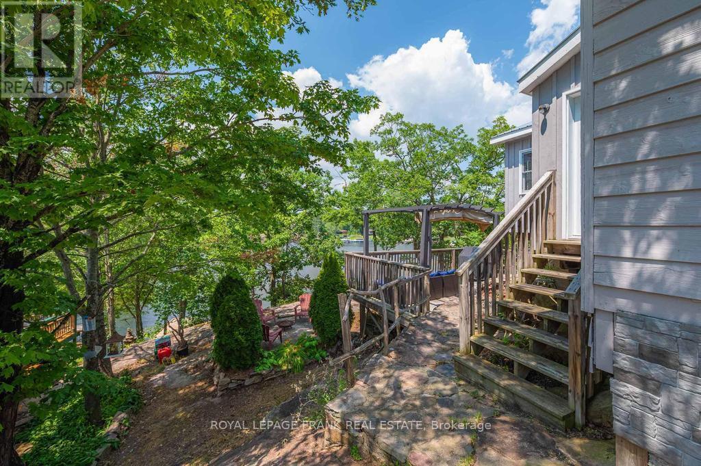 48 Fire Route 81, Trent Lakes, ON - Outdoor